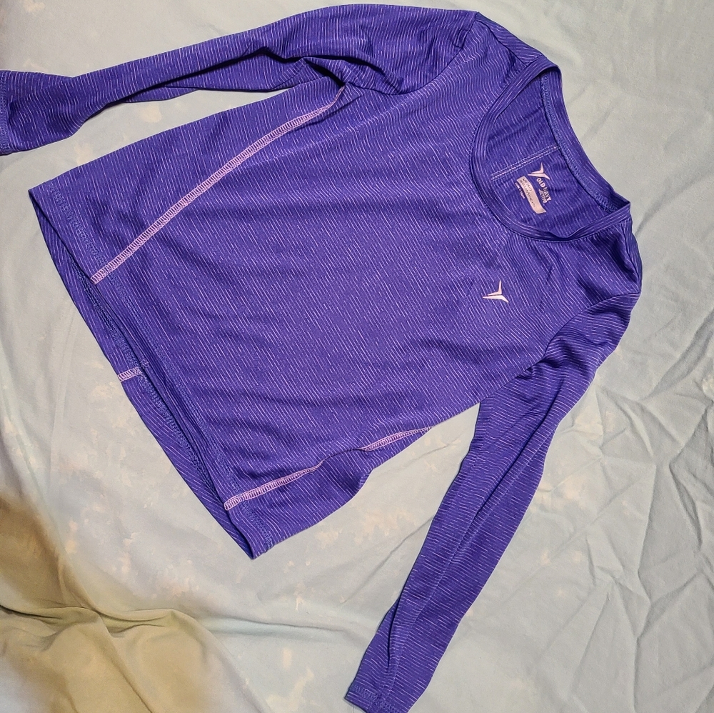 Old Navy Long Sleeve Athletic Top